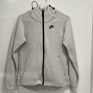 Nike tech fleece zip up hoodie heathered grey